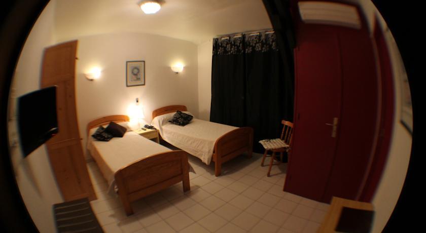 Hotel De La Pomme De Pin Vieux-Boucau-les-Bains Habitación foto