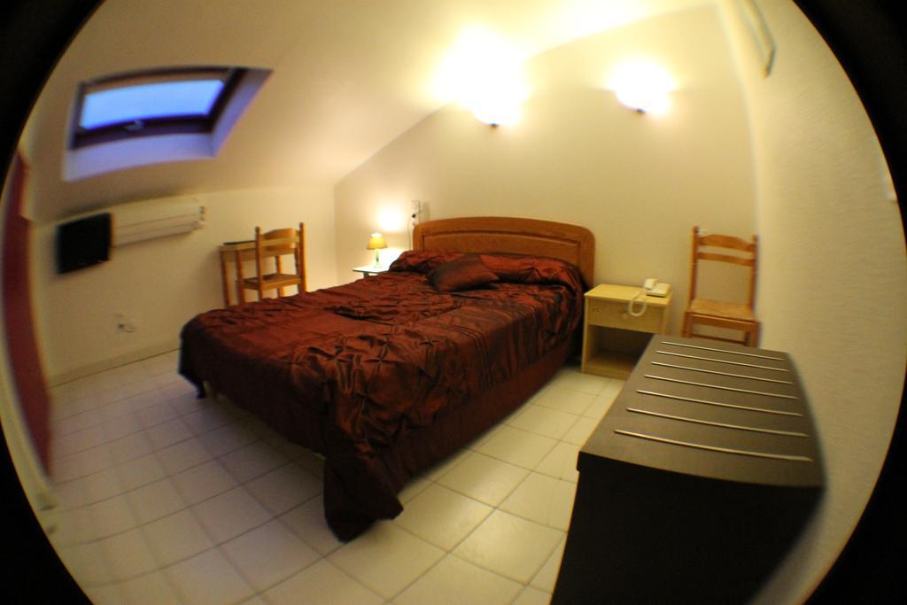 Hotel De La Pomme De Pin Vieux-Boucau-les-Bains Habitación foto